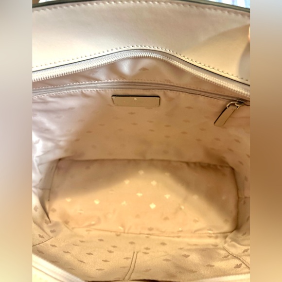 Kate Spade New York , Briel Tote, Cream and Black. Smoke free home . - Picture 5 of 10